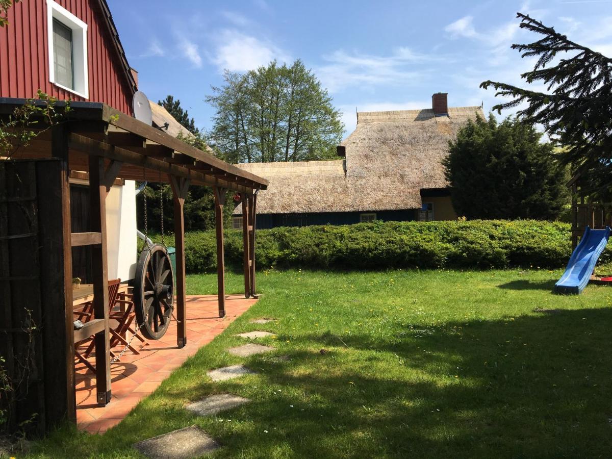 Trollhus - Grosses Familienfreundliches Ferienhaus Born Luaran gambar