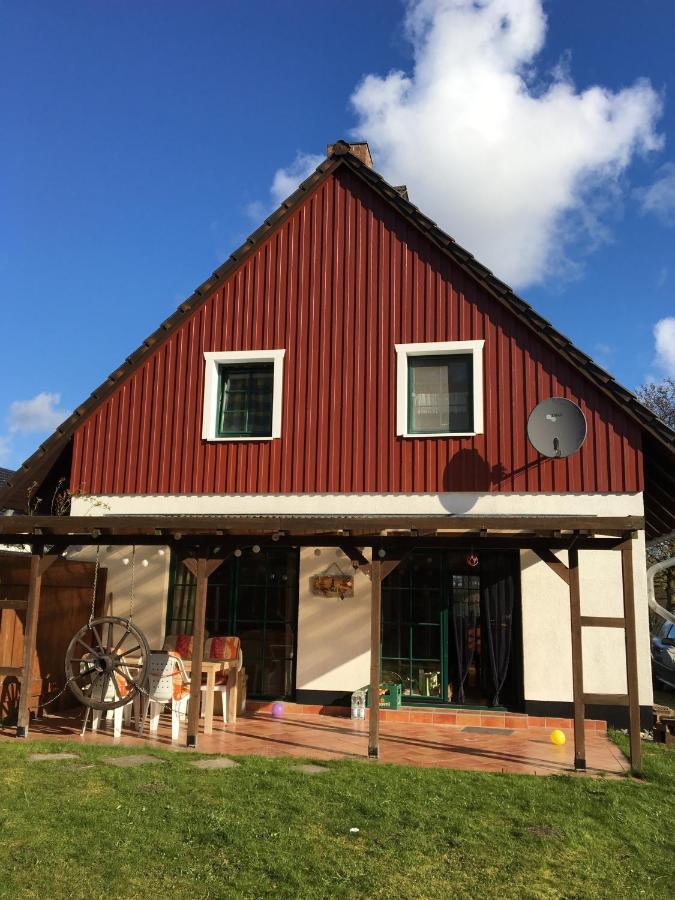 Trollhus - Grosses Familienfreundliches Ferienhaus Born Luaran gambar